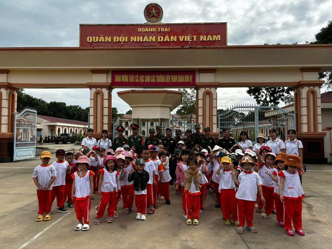 2024-2025 BÉ THAM QUAN DOANH TRẠI BỘ ĐỘI