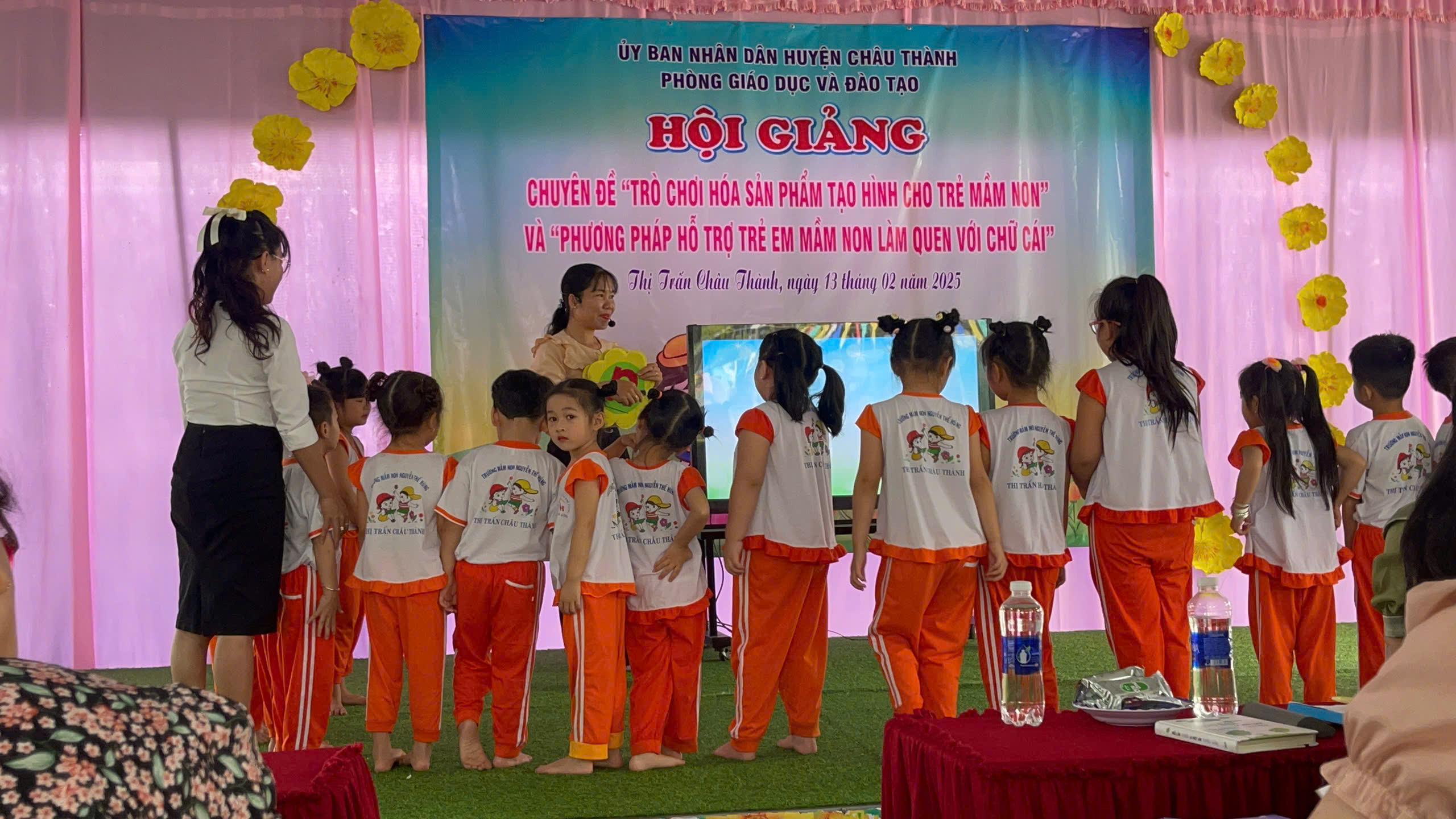 HỘI GIẢNG HUYỆN