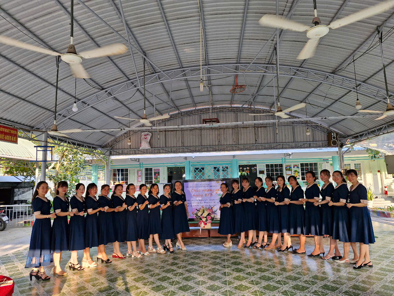 HOẠT ĐỘNG CÔNG ĐOÀN