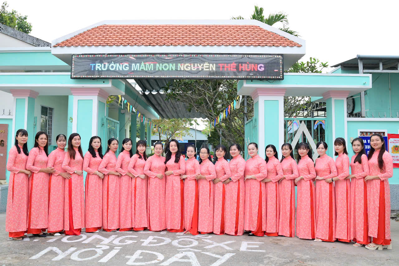 NGÀY NHÀ GIÁO VIỆT NAM