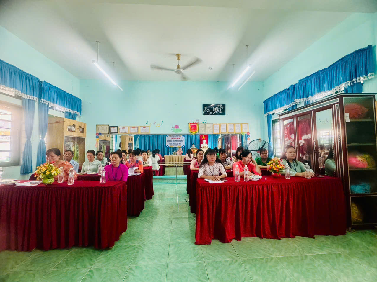 HỘI NGHỊ CBCC VC NLĐ